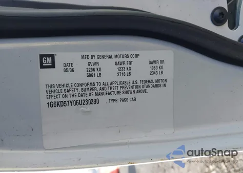 2006 Cadillac Dts Standard z USA, uszkodzony, nr VIN 1G6KD57Y06U230390